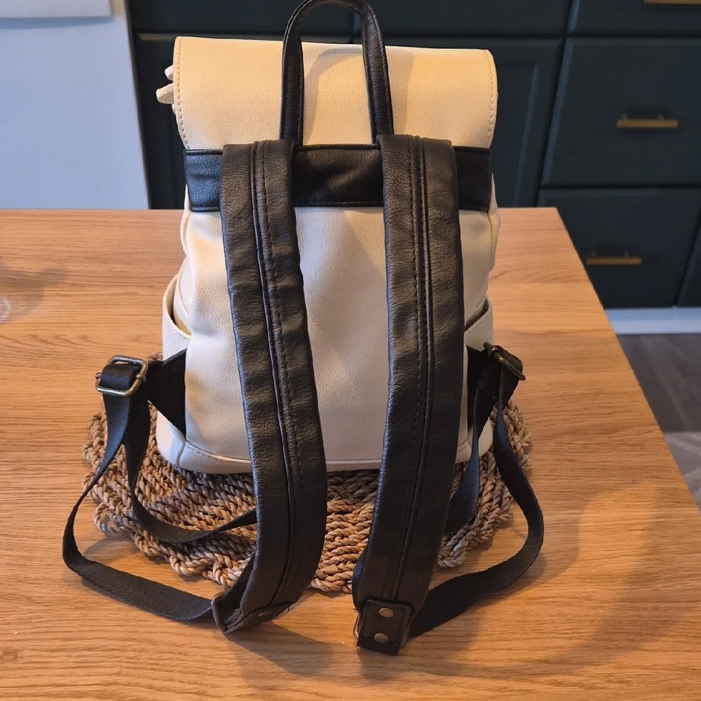 Cream Owl-Themed Women's Backpack Purse
